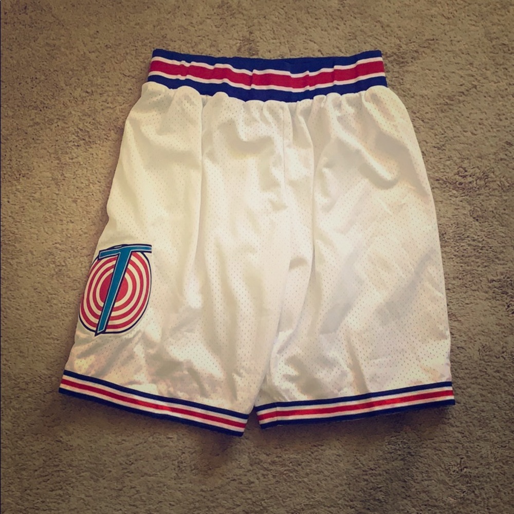 Tunesquad shorts with socks